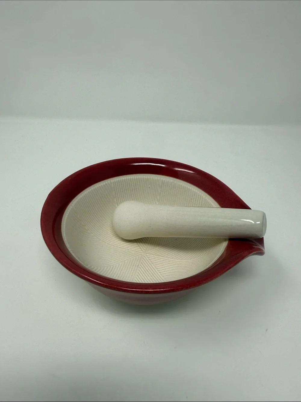 MasterChef Ceramic Mortar & Pestle Set in Red and Cream